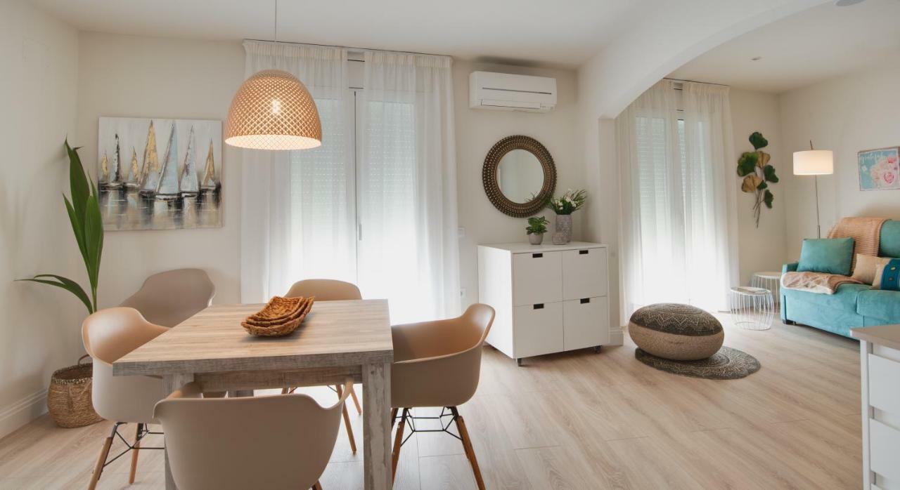 Apartamentos Hotel Pirineos فيغيريس المظهر الخارجي الصورة