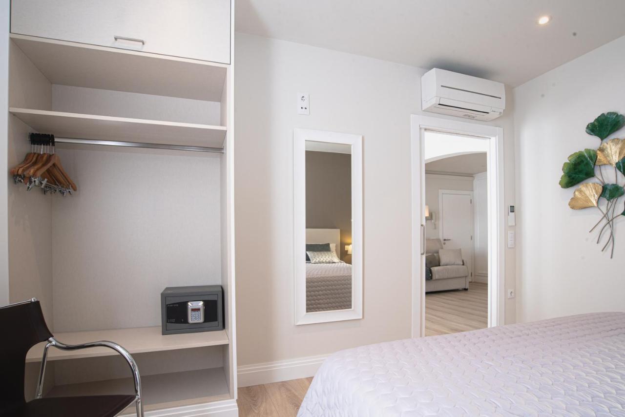 Apartamentos Hotel Pirineos فيغيريس المظهر الخارجي الصورة